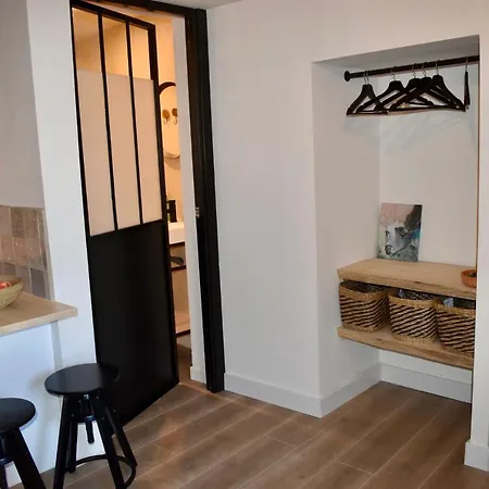 Le Ponteil Apartment